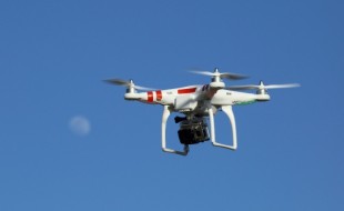 Peeping drone? Seattle woman allegedly spied on by Skyris quadcopter