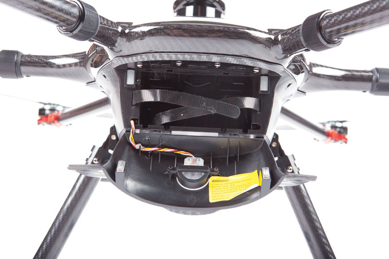 Drone Review: Yuneec Tornado H920 Plus - Battery Compartment