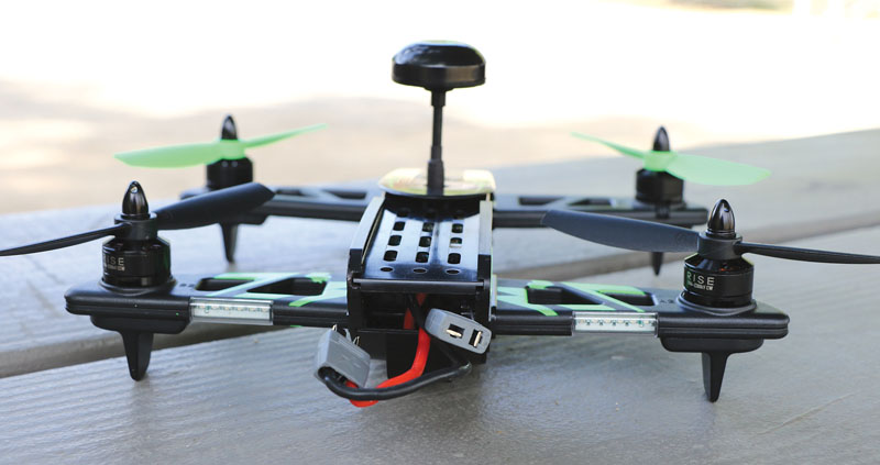 Drone Reviews: RISE Vusion 250 Racer FPV-R - Plug