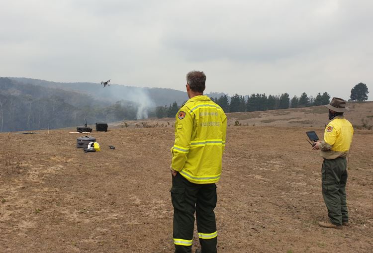 RotorDrone - Drone News | Edgybees Helps Australia’s Firefighters